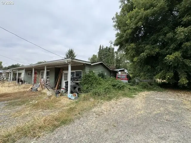 895 Nelson Ave, Lebanon, OR 97355 - #2