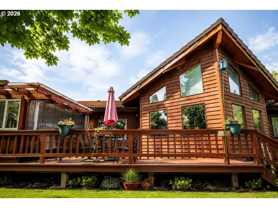 10413 S E St, Island City, OR 97850 - #2