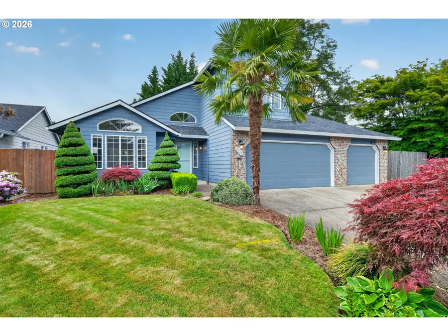 205 NE Milne Rd, Hillsboro, OR 97124 - #2