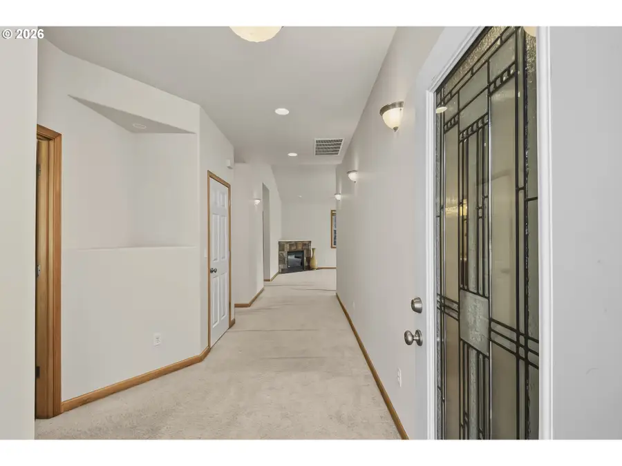 2132 SE 143rd Ave, Portland, OR 97233 - #3