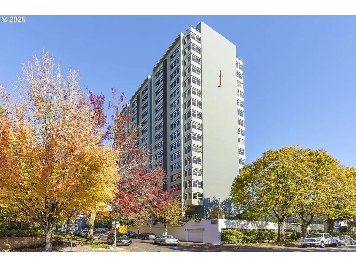 1220 NE 17th Ave #8F, Portland, OR 97232 - Image #1