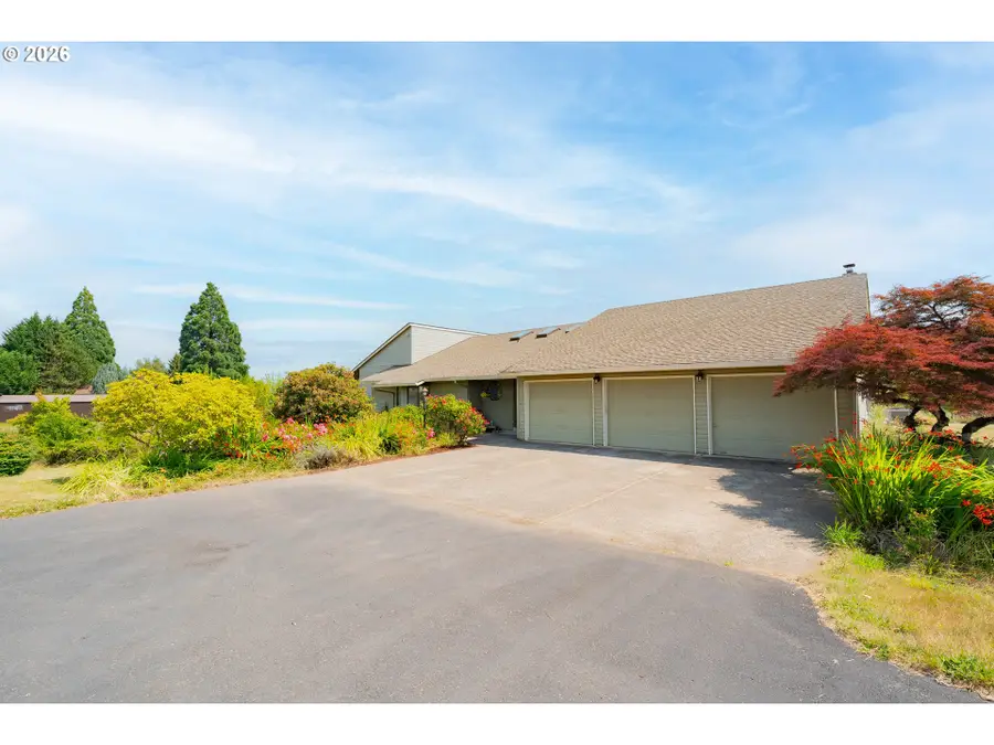 26417 NE 31st Ct, Ridgefield, WA 98642 - #2