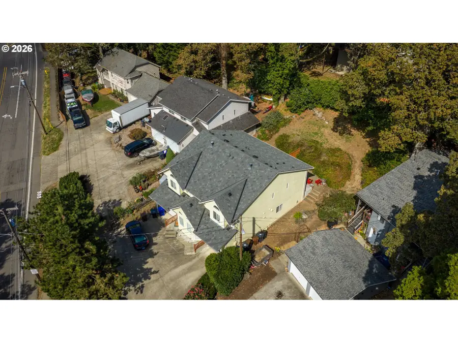 17920 Oatfield Rd, Gladstone, OR 97027 - #3