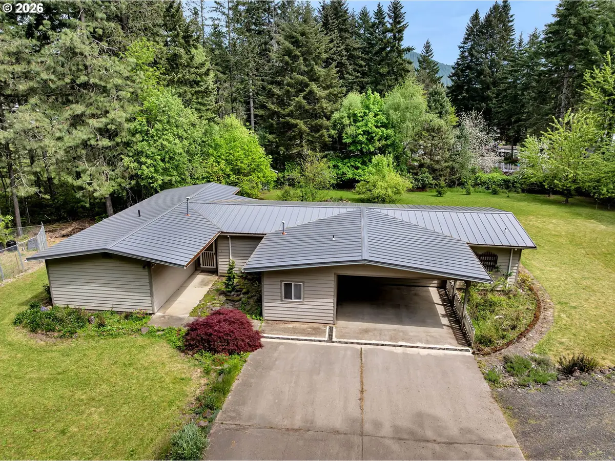 201 Josheanka Dr, Carson, WA 98610 - #1