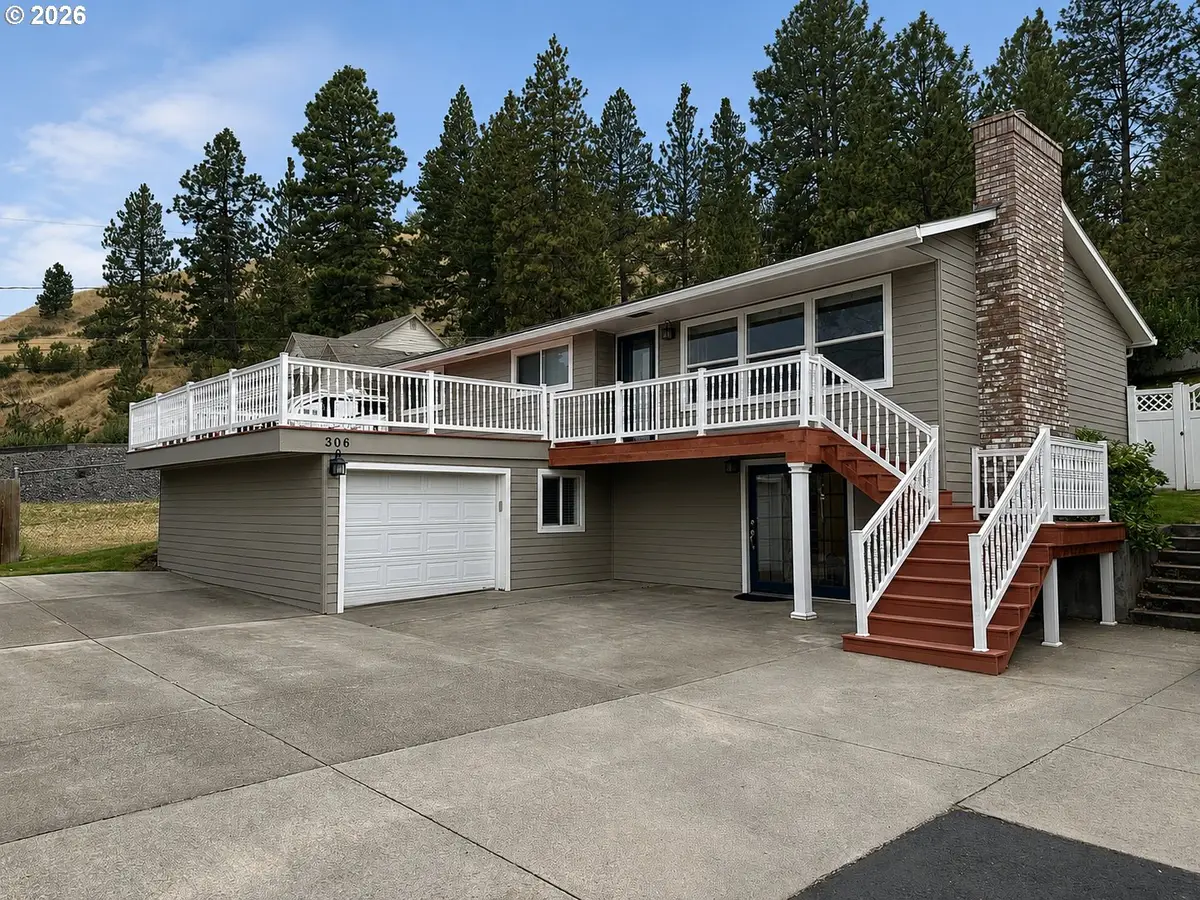 306 B Ave, La Grande, OR 97850 - #1
