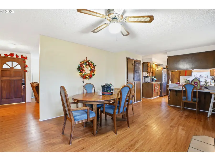 2578 NE Morlan Ave, Gresham, OR 97030 - Image #3