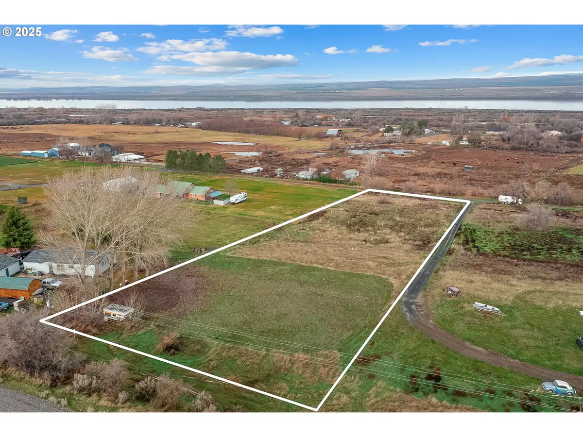 000 Bevington Ln, Irrigon, OR 97844 - Image #1