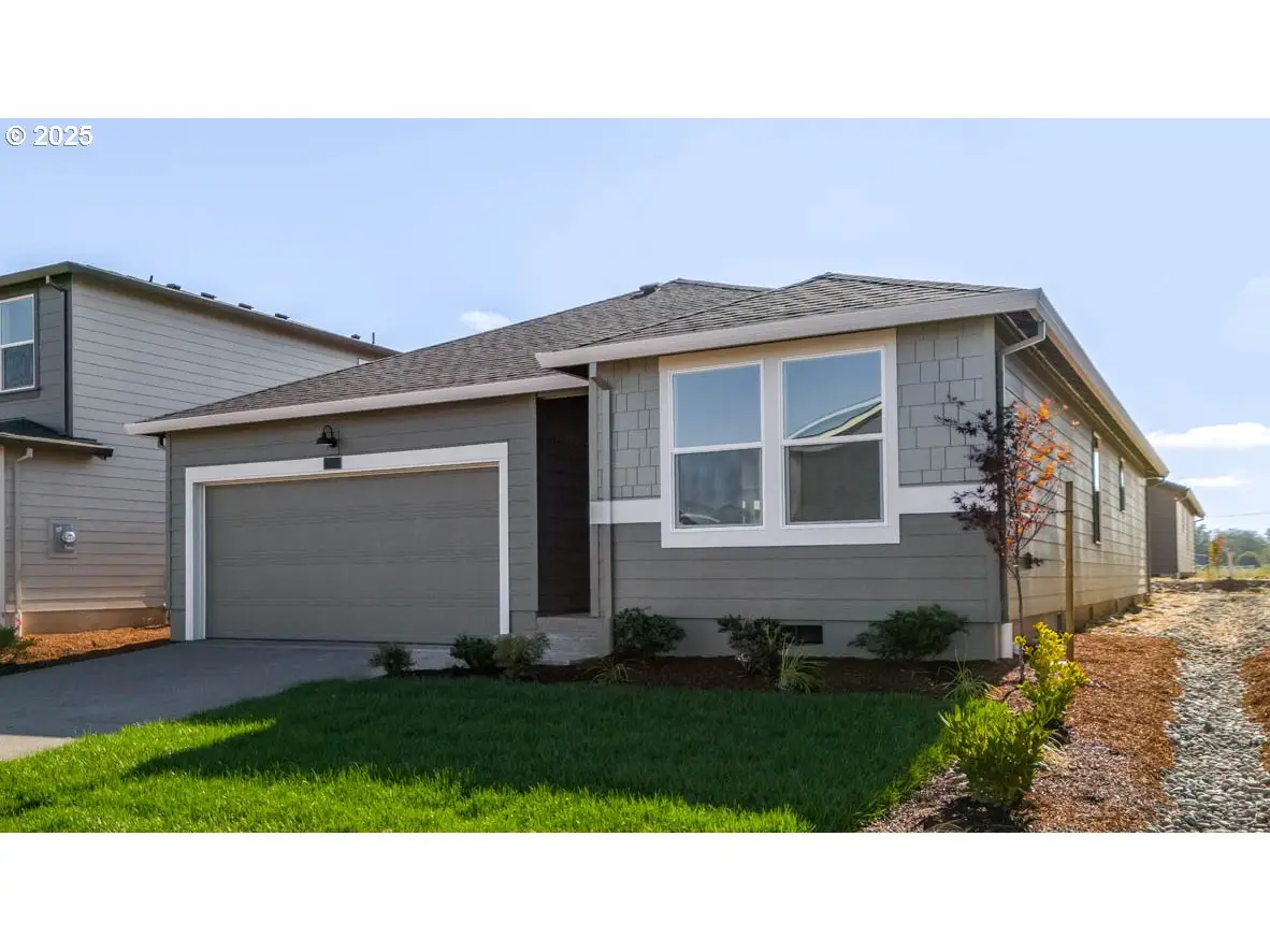 348 Greencrest St Ne, Salem, OR 97301 - Image #1