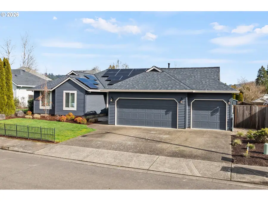 2010 N Nugget Ln, Newberg, OR 97132 - #3