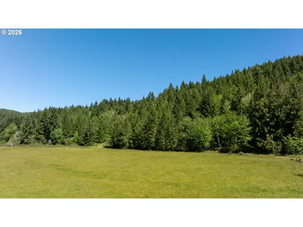 42647 Winberry Creek Rd, FallCreek, OR 97438