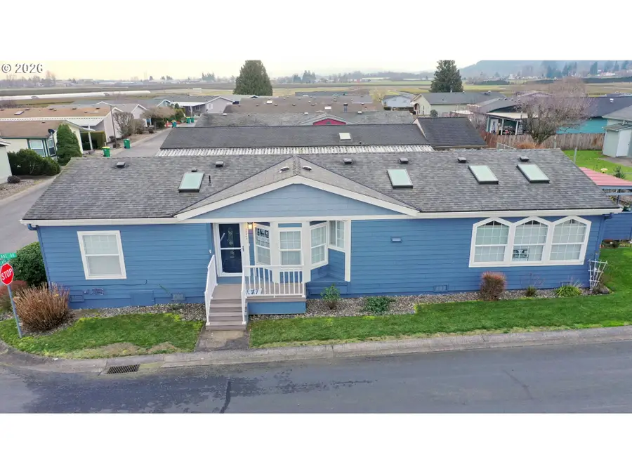 51469 SE Westlake Dr, Scappoose, OR 97056 - Image #3