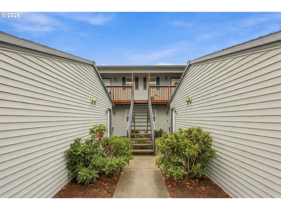4000 NE 109th Ave #B142, Vancouver, WA 98682 - #2
