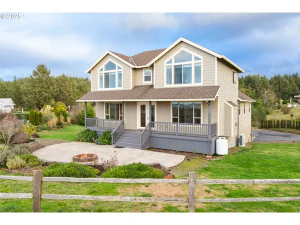 4955 Bourbon Pl W, Tillamook, OR 97141