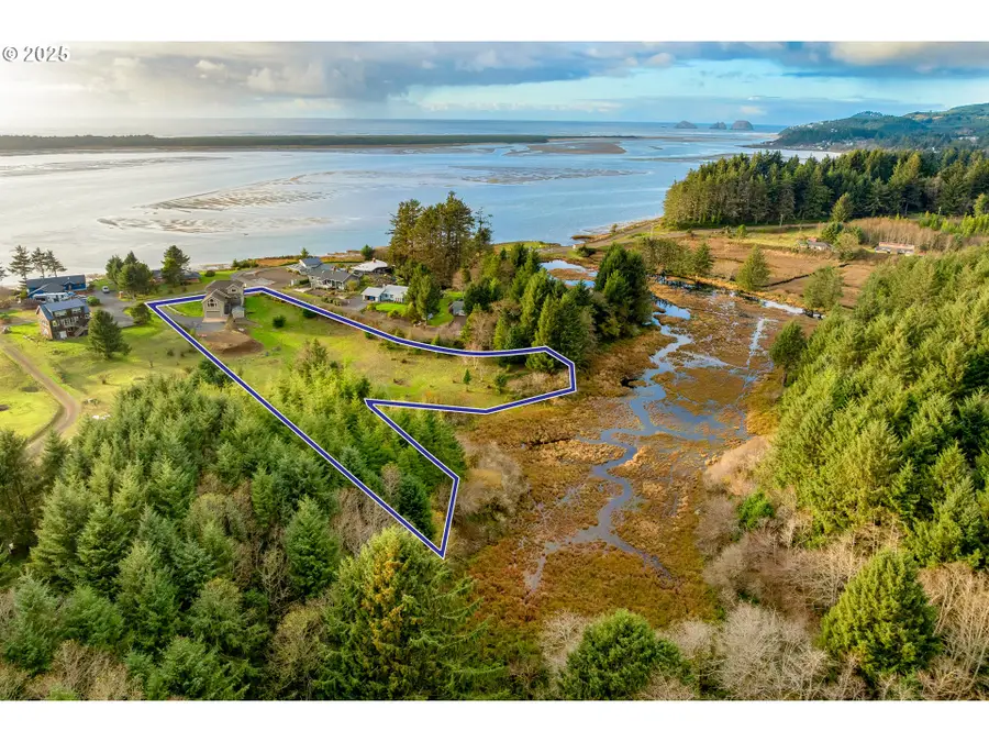 4955 Bourbon Pl W, Tillamook, OR 97141 - Image #2