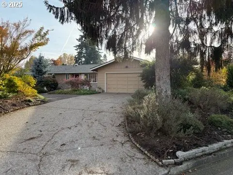 204 Carthage Ave, Eugene, OR 97404 - Image #1