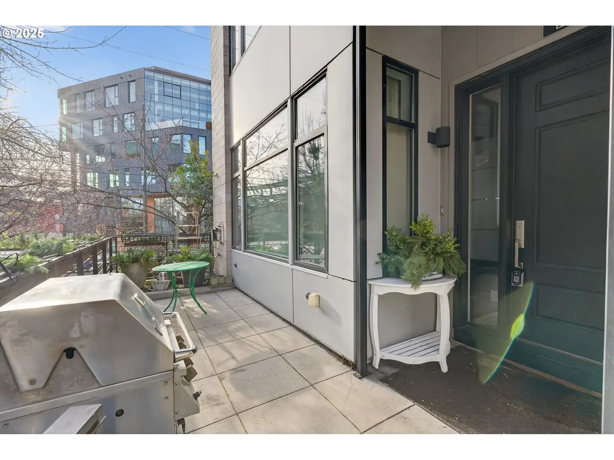 2018 NW 16th Ave, Portland, OR 97209 - Image #1