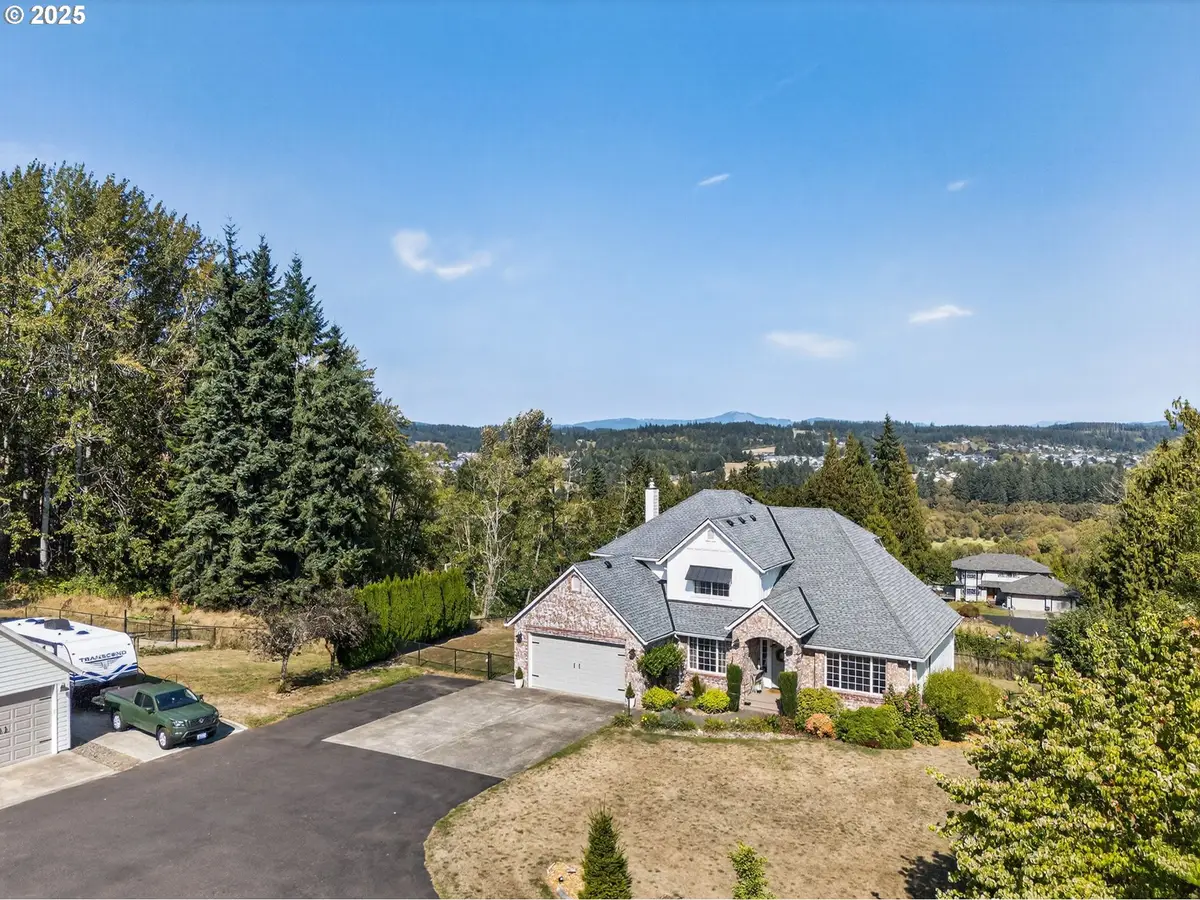 32102 NW Eagle Crest Dr, Ridgefield, WA 98642 - #1