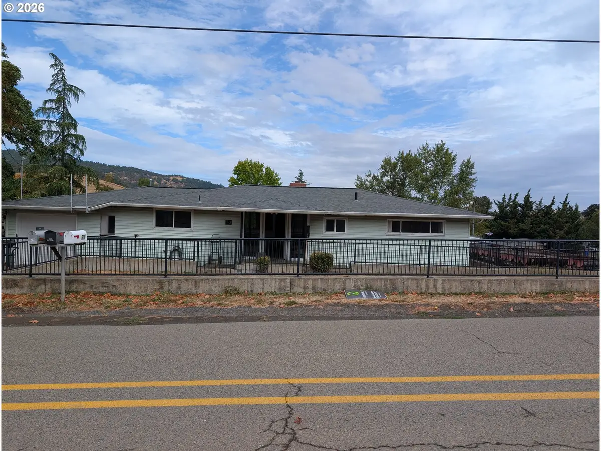 70 NE Brosi Orchard Rd, Winston, OR 97496 - #1
