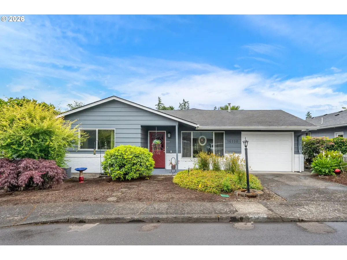 16100 SW Queen Victoria Pl, King City, OR 97224 - #1