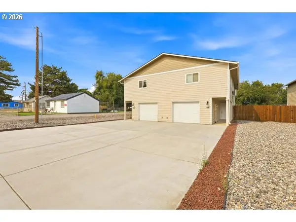 255 NE Fourth St, Irrigon, OR 97844 - #3
