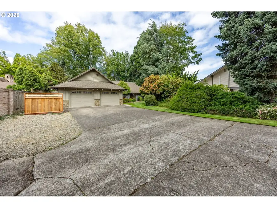 2798 Firwood Way, Eugene, OR 97401 - #3