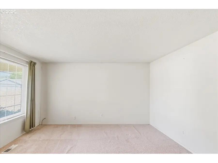 110 Ivy Ln, Saint Helens, OR 97051 - #3