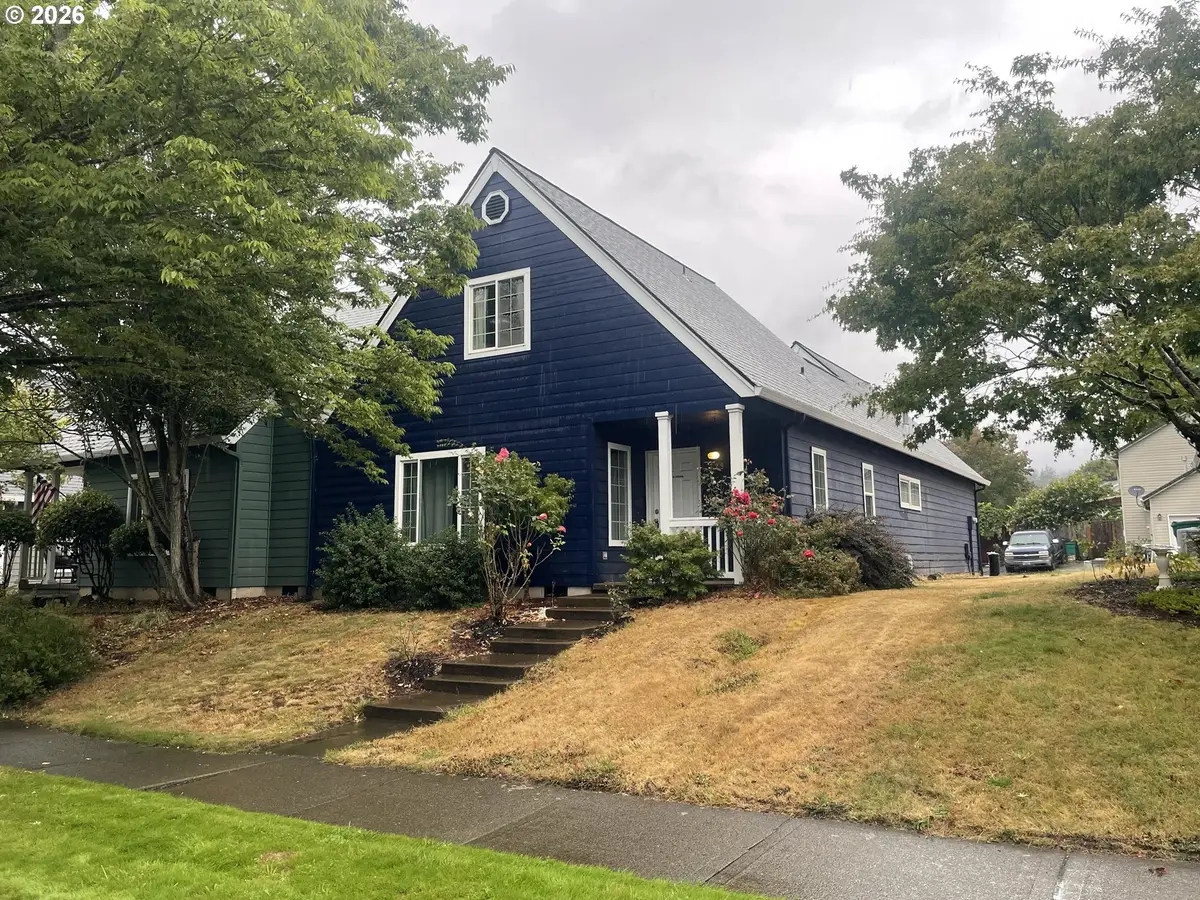 729 E Foothills Dr, Newberg, OR 97132 - #1