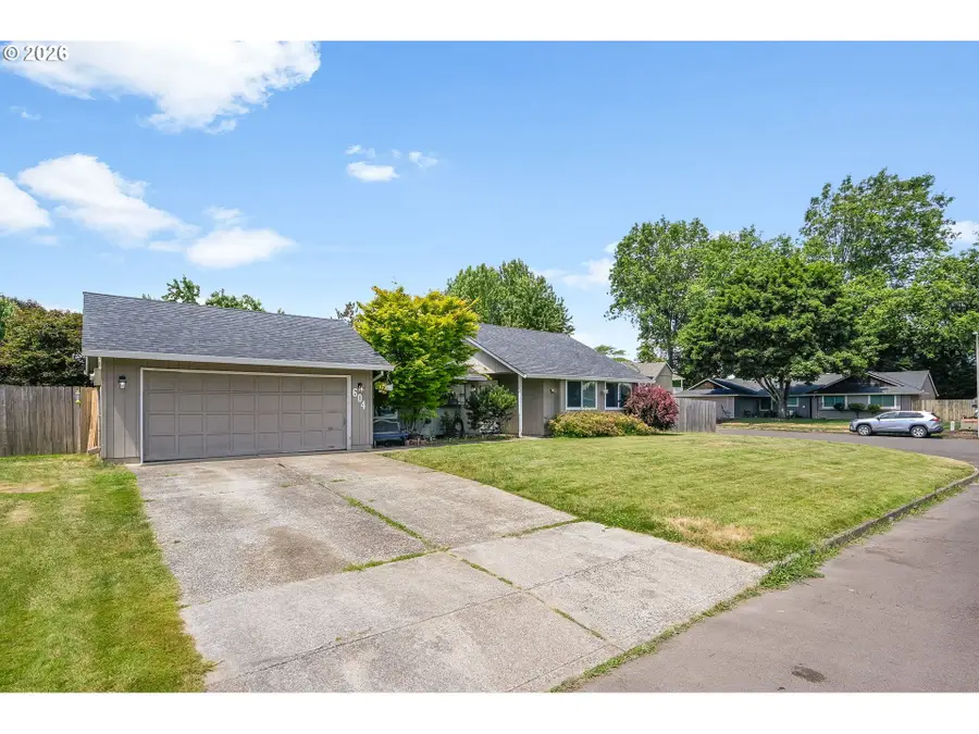 604 SW 2nd Ct, Battle Ground, WA 98604 - #2