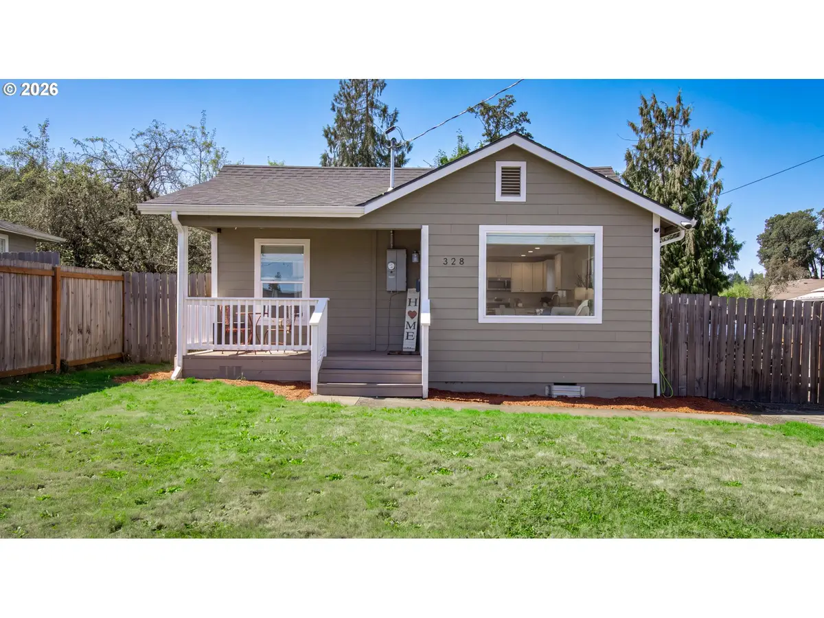 328 9th Ave, Sweet Home, OR 97386 - #1