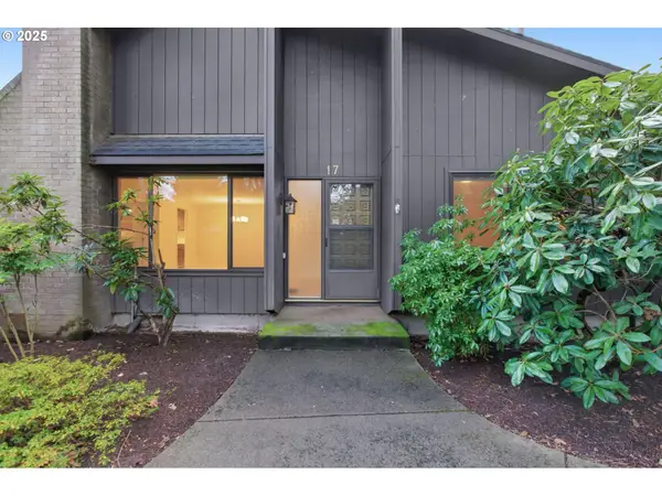 17 Westbrook Way, Eugene, OR 97405