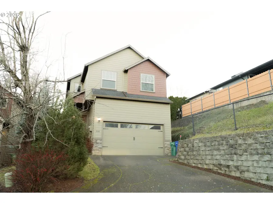 2092 SW Thomas Pl, Gresham, OR 97080 - Image #2