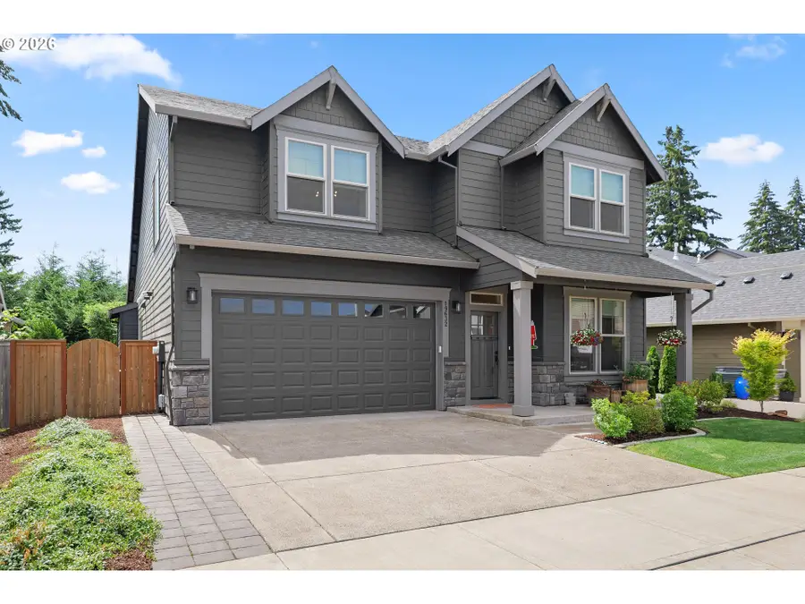19632 Orchard Grove Dr, Oregon City, OR 97045 - #2