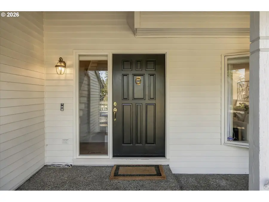 876 Sunny Hill Dr, Lake Oswego, OR 97034 - #2
