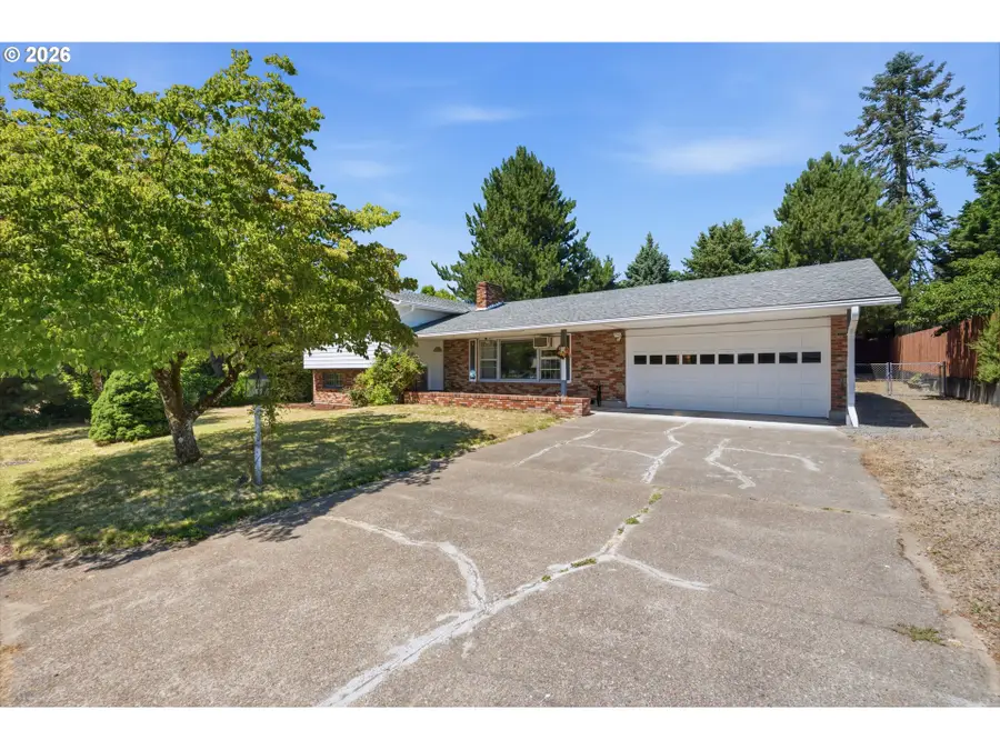 6885 SE Molt St, Milwaukie, OR 97267 - #2