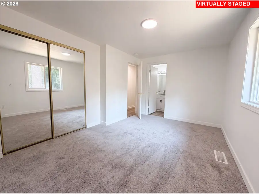 5216 SE 132nd Ave, Portland, OR 97236 - #3