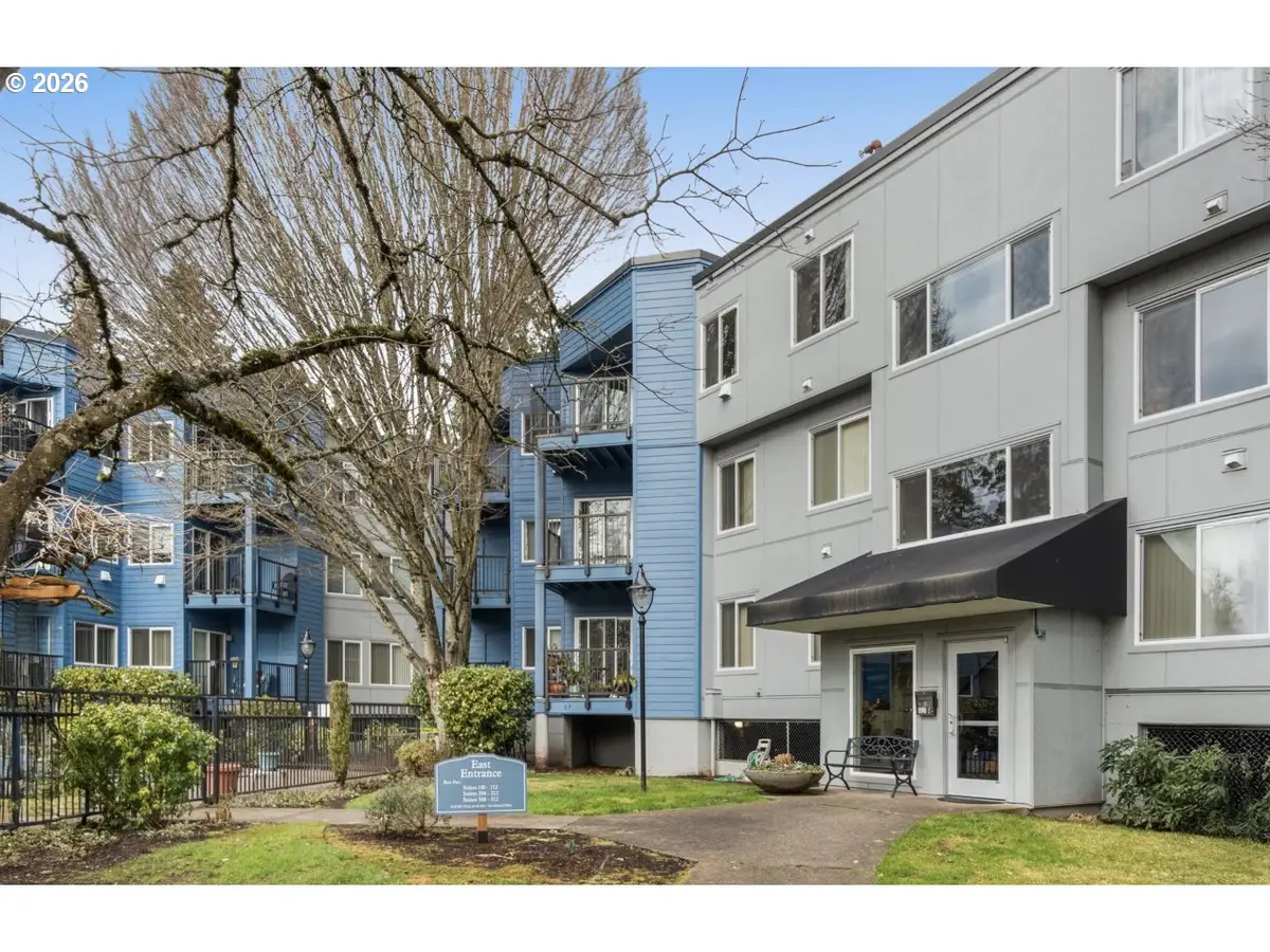 8720 SW Tualatin Rd #205, Tualatin, OR 97062 - #1