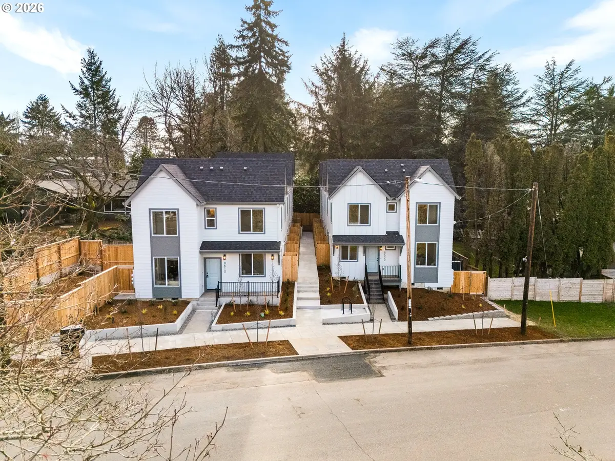 8624 SW 21st Ave #4, Portland, OR 97219 - #1