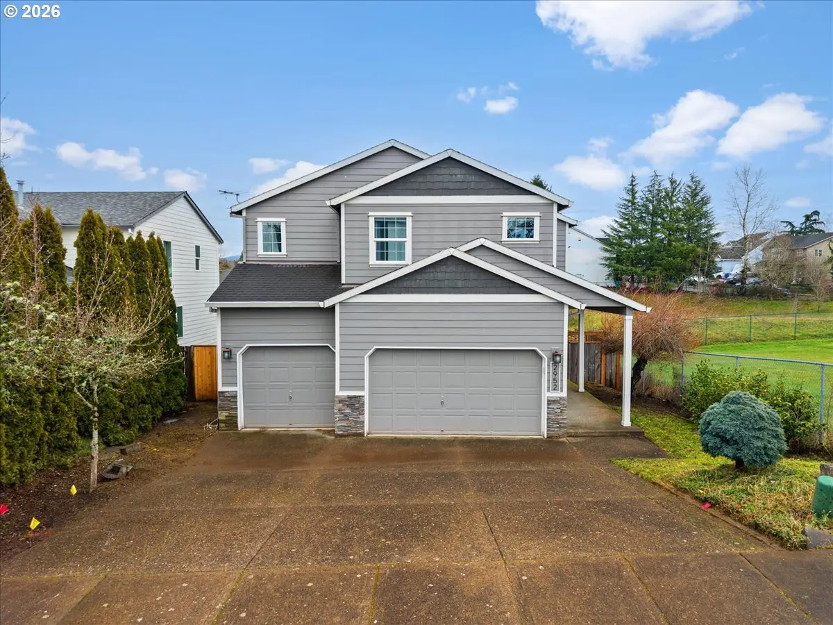 2952 SE Pheasant Ave, Gresham, OR 97080 - Image #1