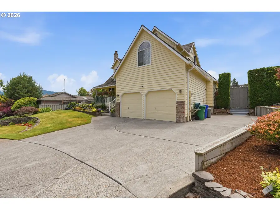 3200 SW 24th St, Gresham, OR 97080 - #2