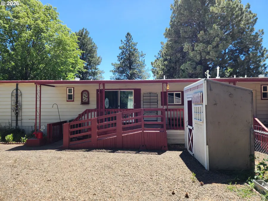 1809 26th St #3, La Grande, OR 97850 - #3