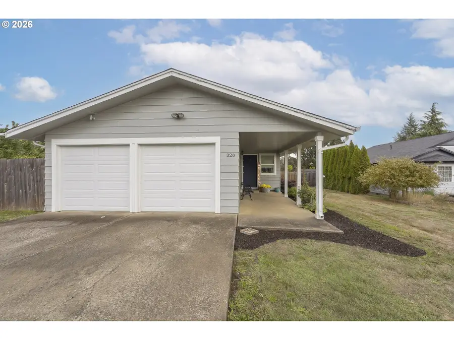 320 SW Ivy St, Willamina, OR 97396 - #3