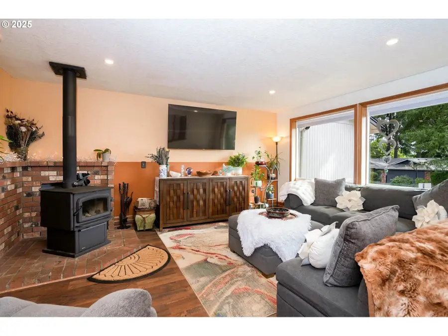 5053 Cindy Pl, Salem, OR 97306 - #2