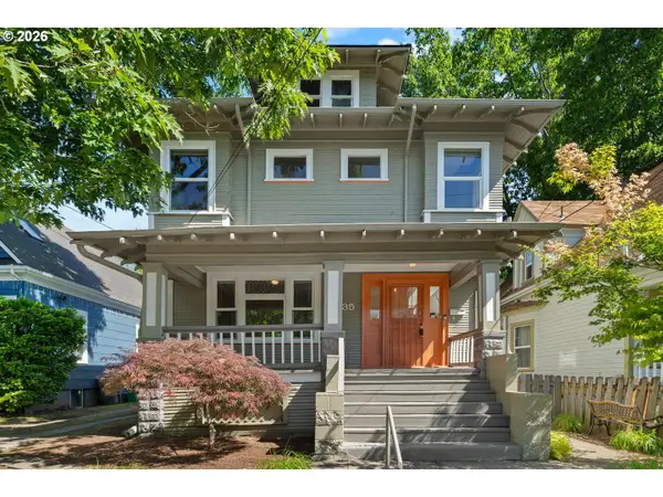 535 NE Knott St, Portland, OR 97212