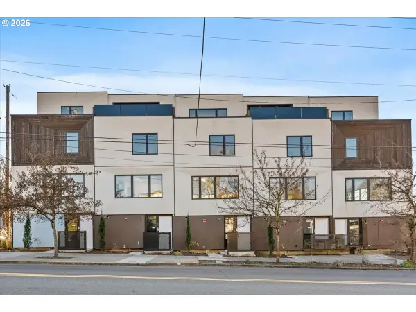 2268 SE Division St, Portland, OR 97202