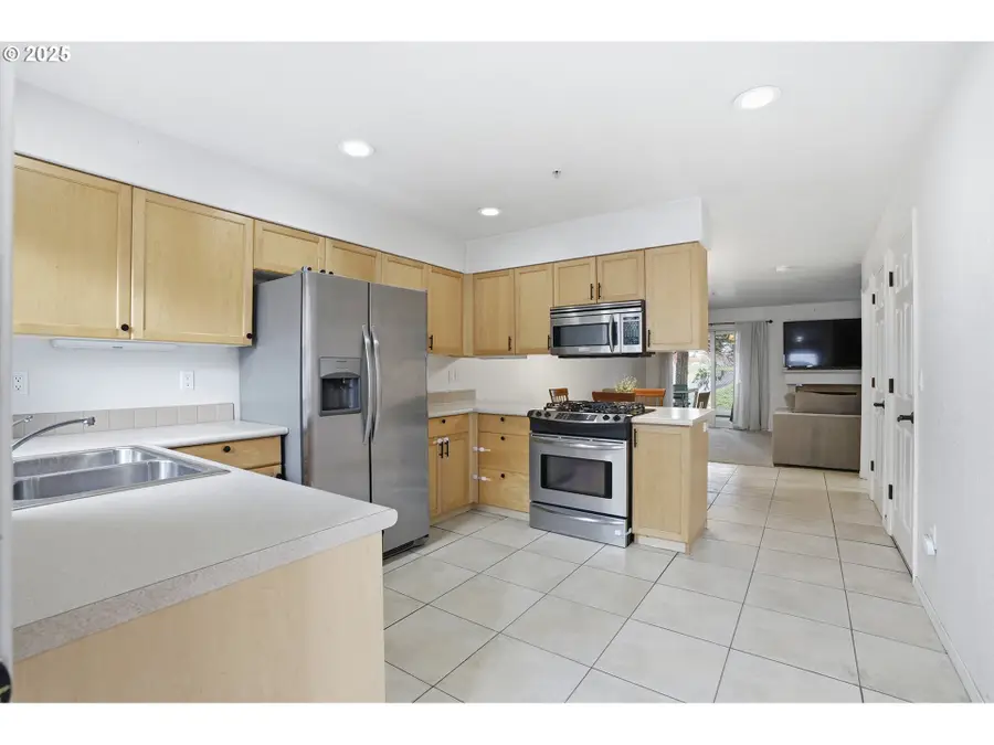 445 Harris Ln, Oregon City, OR 97045 - Image #3