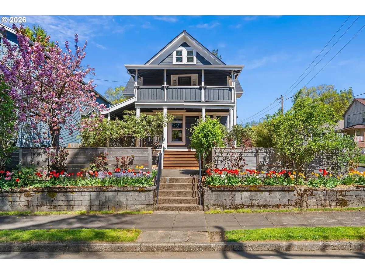 737/741 NE Skidmore St, Portland, OR 97211 - #1