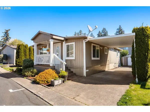 12450 SW Fischer Rd #143, Portland, OR 97224
