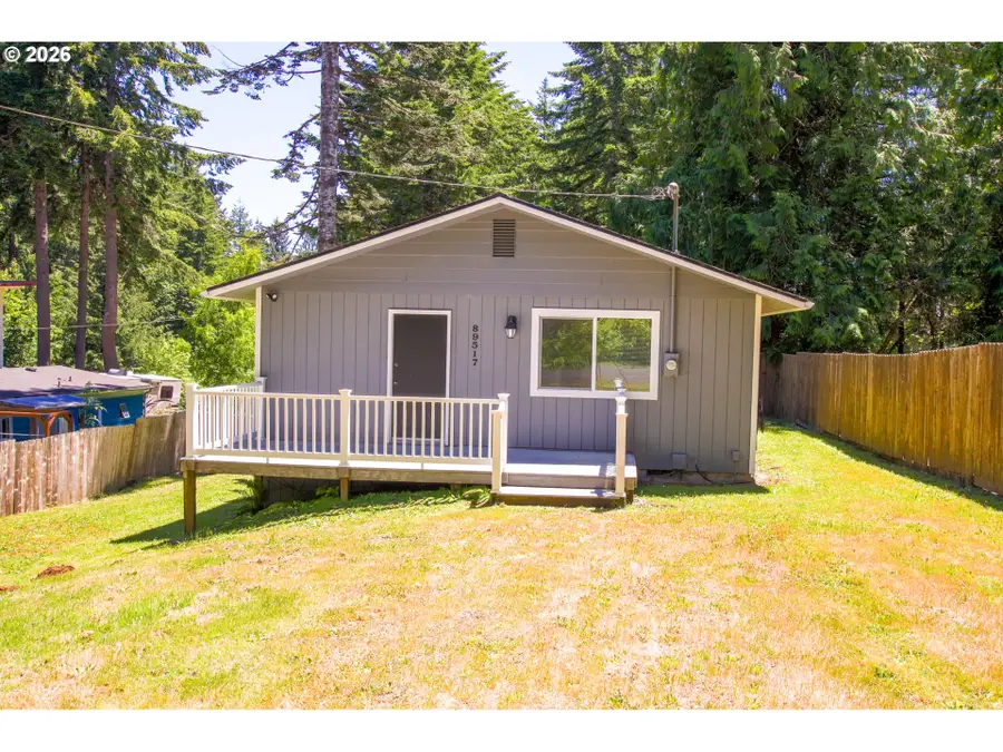 89517 Shore Crest Dr, Florence, OR 97439 - #2