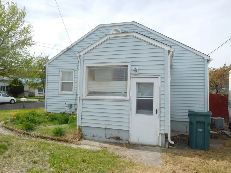 104 SW 6th Ave, Milton Freewater, OR 97862 - #3