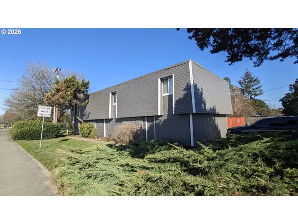 8015 NE 117th Ave, Vancouver, WA 98662